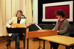 Michal Gondko and Corina Marti performing Late-Medieval music at the SoundMe meeting.